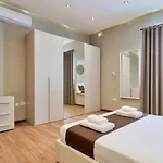 Villa Blu - Indoor Heated Pool, Sauna & Games *