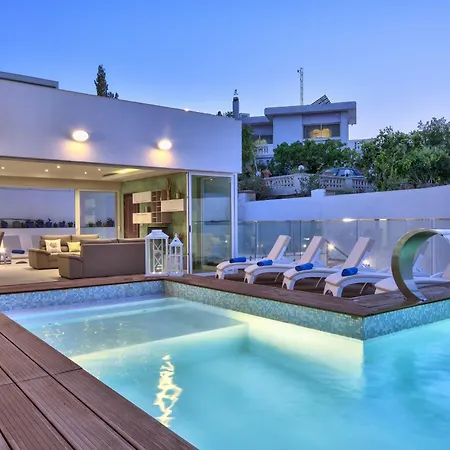 Blu - Family With Indoor Heated Pool, Sauna And Games *