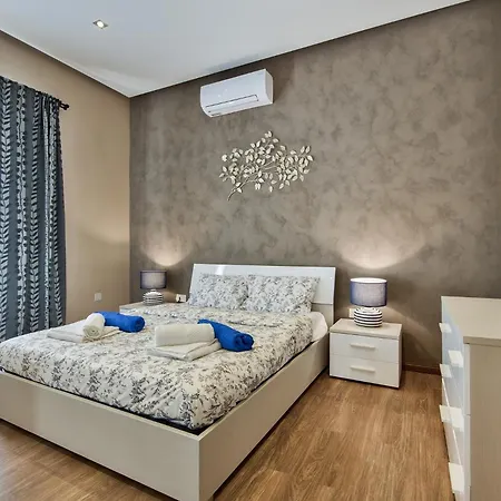 Βίλα Blu - Family With Indoor Heated Pool, Sauna And Games *