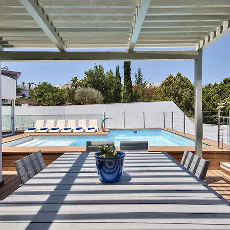 Blu - Family With Indoor Heated Pool, Sauna And Games Mellieħa