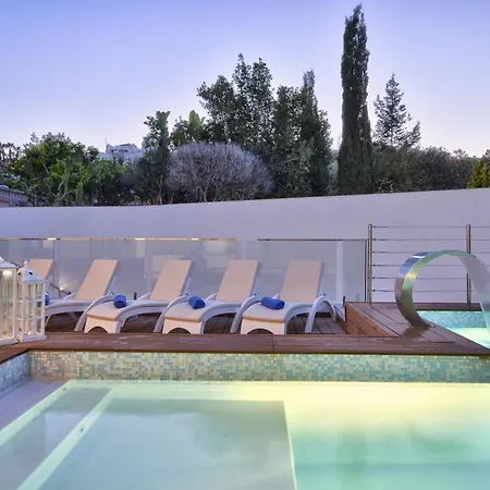 Blu - Family With Indoor Heated Pool, Sauna And Games Vila