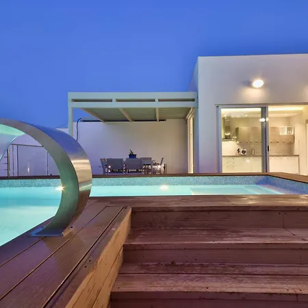 Blu - Family With Indoor Heated Pool, Sauna And Games * Mellieħa