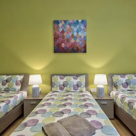Blu - Family With Indoor Heated Pool, Sauna And Games Vila Mellieħa