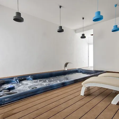 Blu - Family With Indoor Heated Pool, Sauna And Games Mellieħa