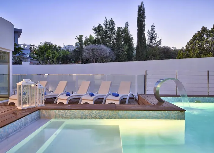 Blu - Family With Indoor Heated Pool, Sauna And Games Vila