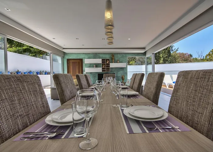 Blu - Family With Indoor Heated Pool, Sauna And Games Villa Mellieha