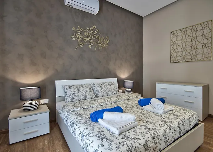 Blu - Family With Indoor Heated Pool, Sauna And Games * Mellieħa